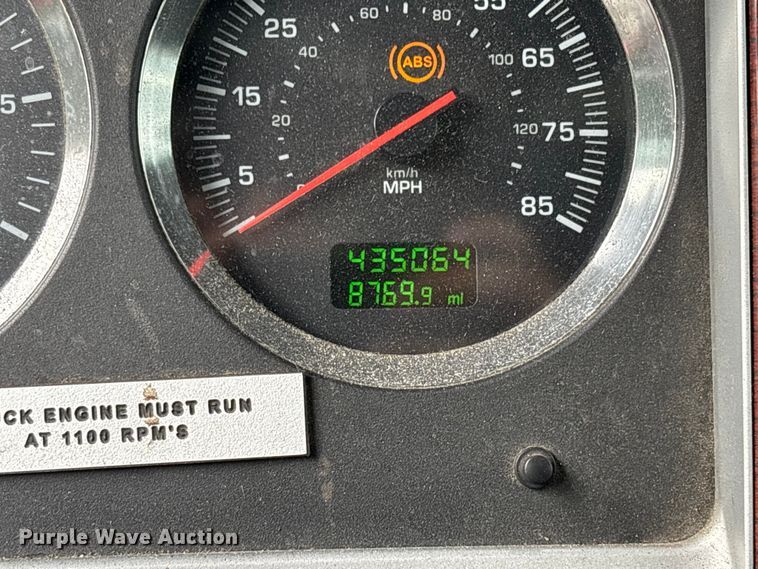 image for item DU0482 2007 Kenworth T800B vacuum truck