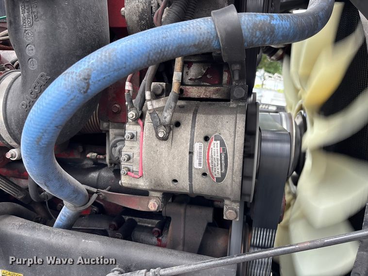 image for item DU0482 2007 Kenworth T800B vacuum truck