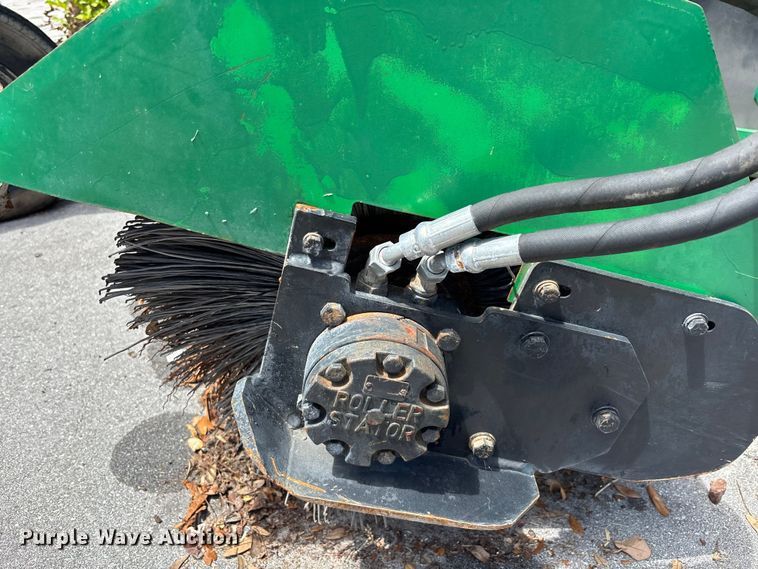 image for item DU0485 2014 Laymor SM300 broom