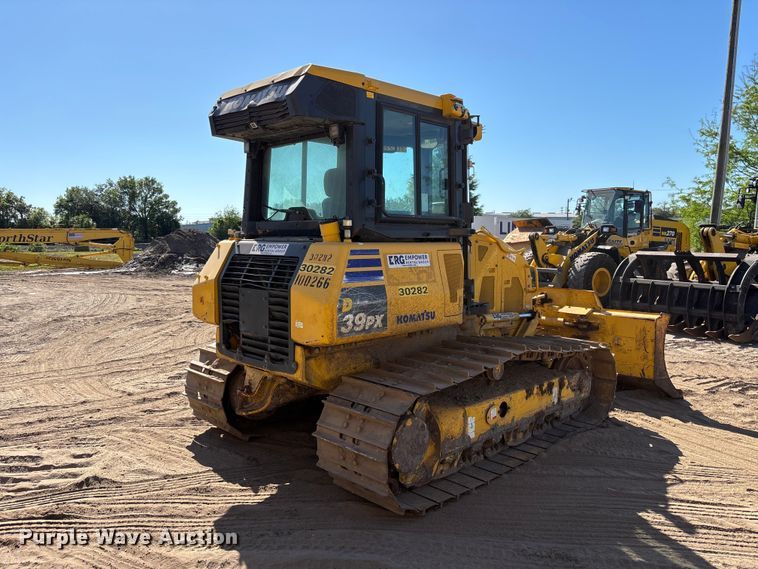 image for item DU0486 2021 Komatsu D39PX-24 dozer