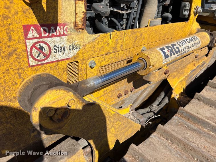 image for item DU0486 2021 Komatsu D39PX-24 dozer