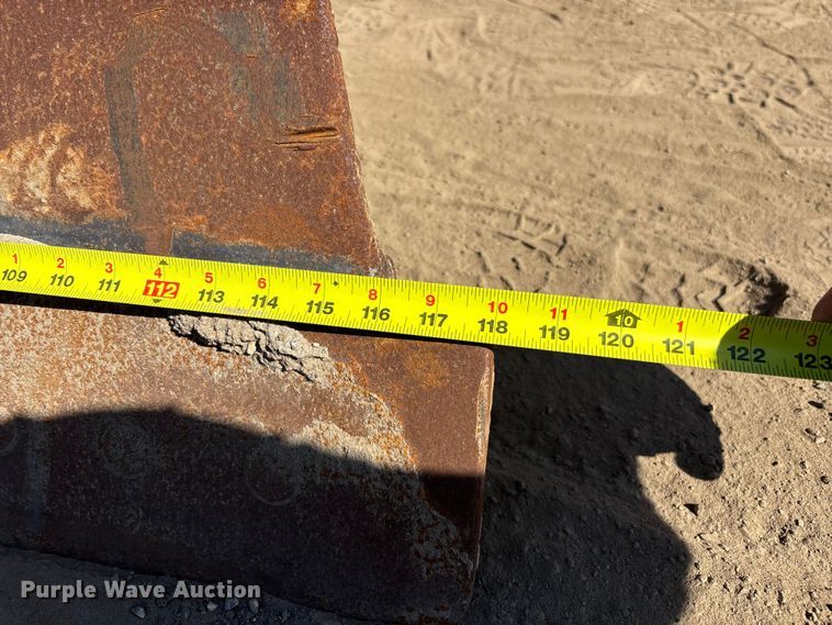 image for item DU0486 2021 Komatsu D39PX-24 dozer