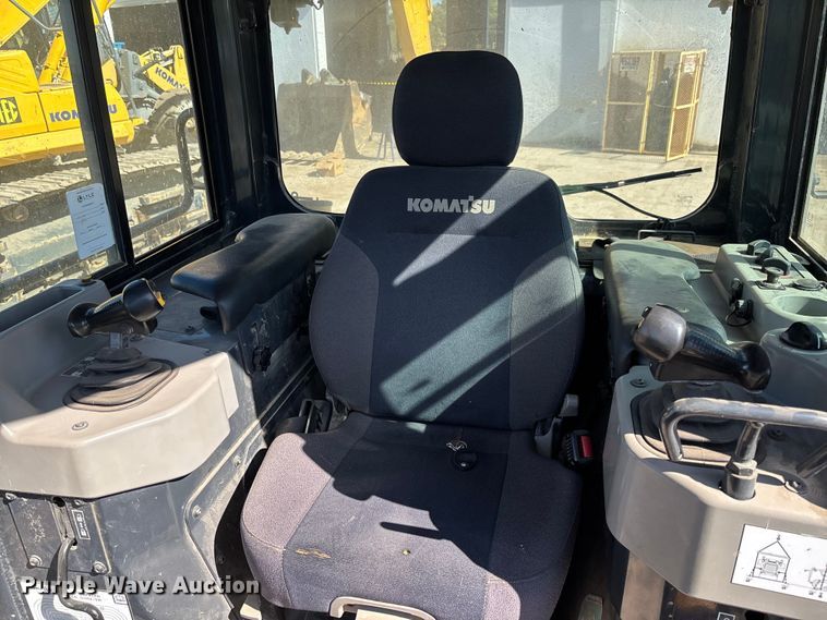 image for item DU0486 2021 Komatsu D39PX-24 dozer