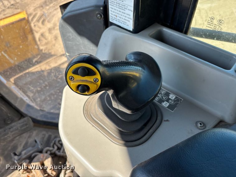 image for item DU0486 2021 Komatsu D39PX-24 dozer