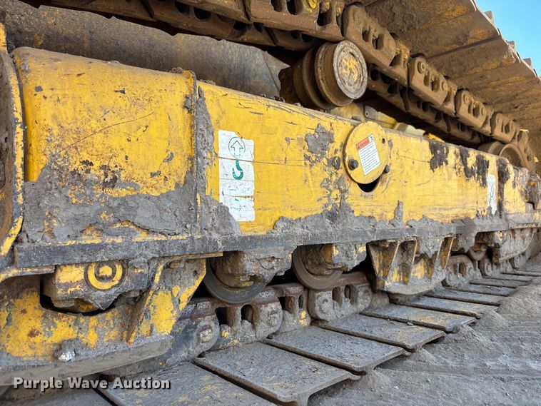 image for item DU0486 2021 Komatsu D39PX-24 dozer