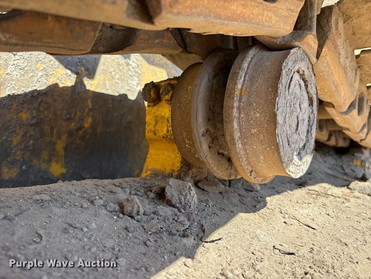image for item DU0486 2021 Komatsu D39PX-24 dozer