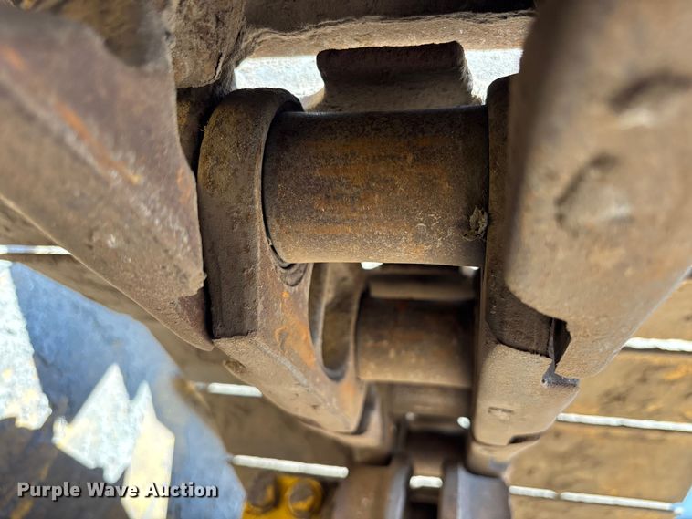 image for item DU0486 2021 Komatsu D39PX-24 dozer
