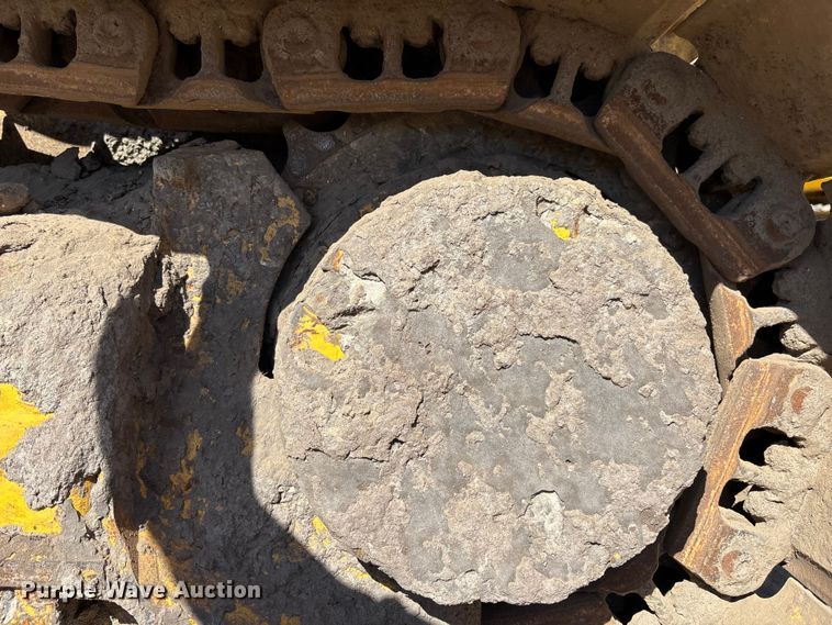 image for item DU0486 2021 Komatsu D39PX-24 dozer