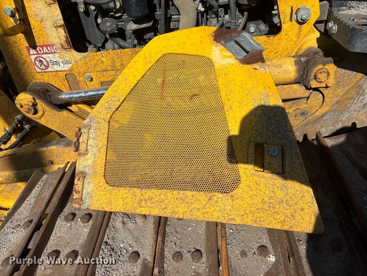 image for item DU0486 2021 Komatsu D39PX-24 dozer