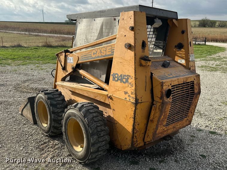 image for item DV0895 1999 Case 1845C skid steer loader