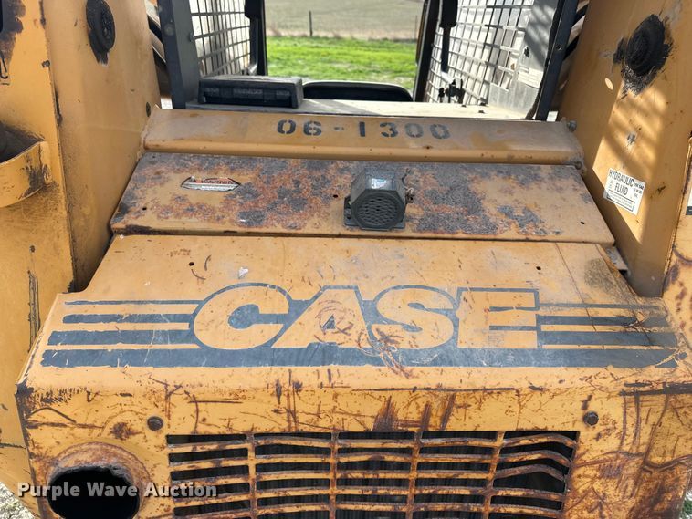 image for item DV0895 1999 Case 1845C skid steer loader