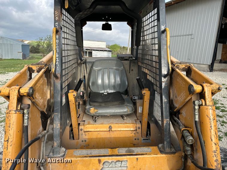 image for item DV0895 1999 Case 1845C skid steer loader