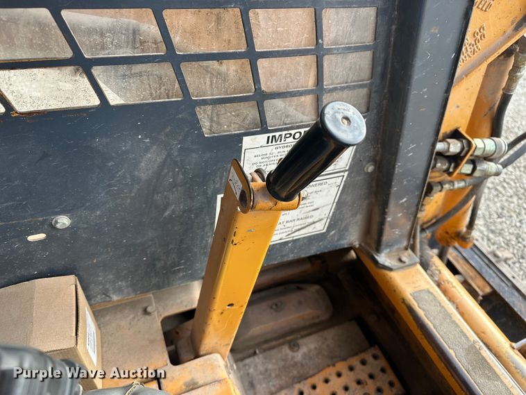 image for item DV0895 1999 Case 1845C skid steer loader