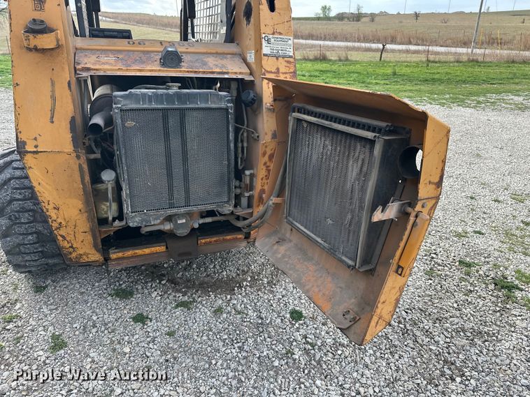 image for item DV0895 1999 Case 1845C skid steer loader