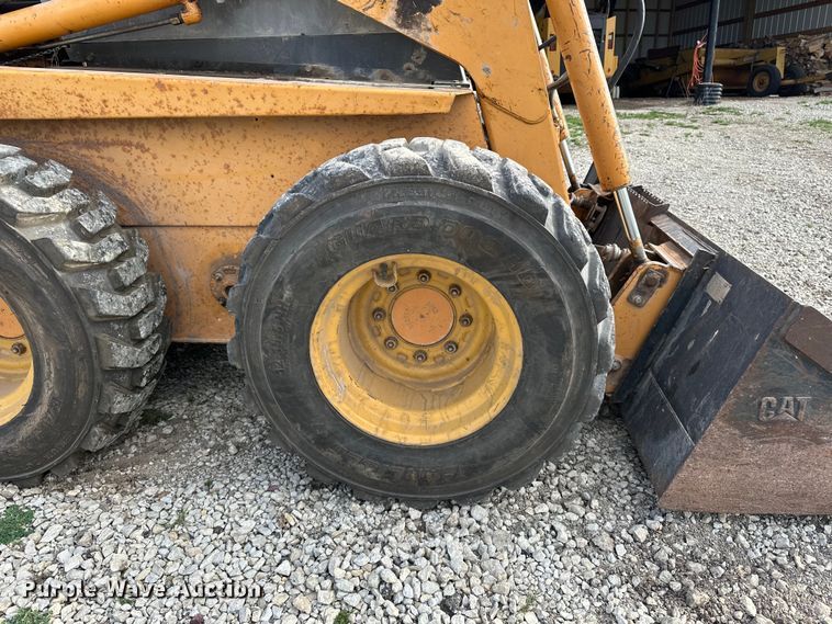 image for item DV0895 1999 Case 1845C skid steer loader