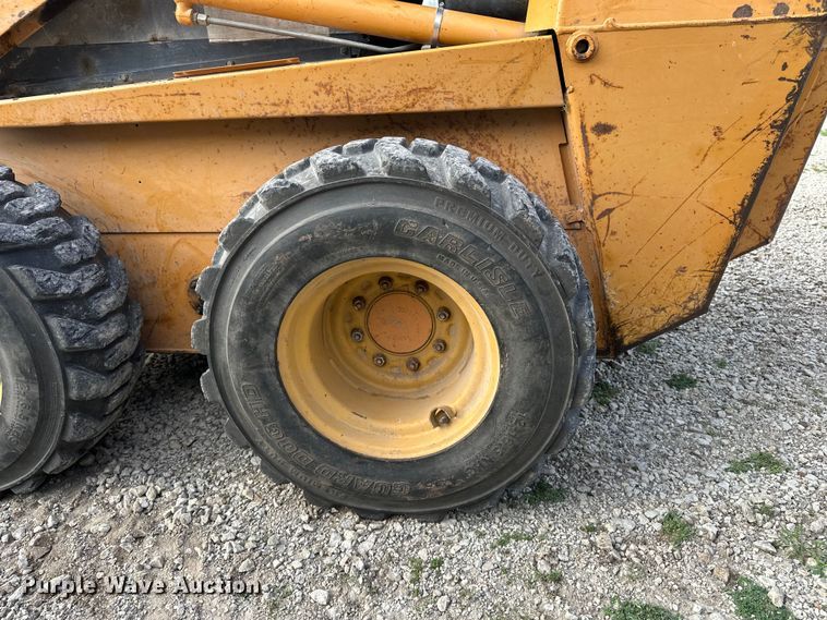 image for item DV0895 1999 Case 1845C skid steer loader