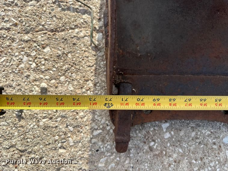 image for item DV0896 Skid steer attachments