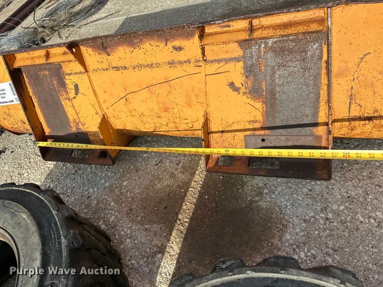 image for item DV0896 Skid steer attachments