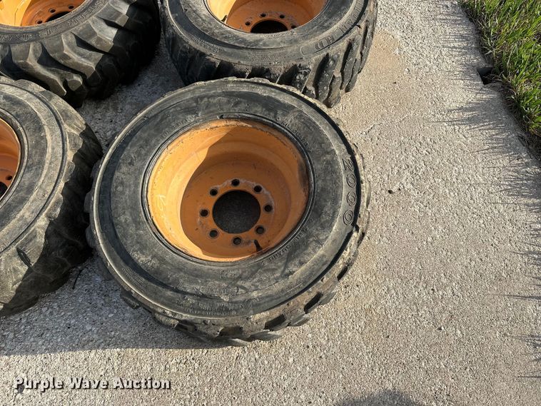image for item DV0896 Skid steer attachments