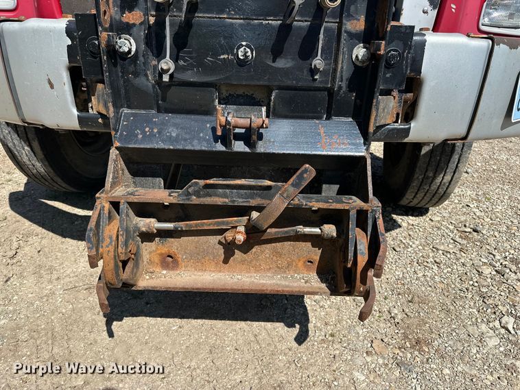 image for item DV0904 2003 International FL70 dump truck