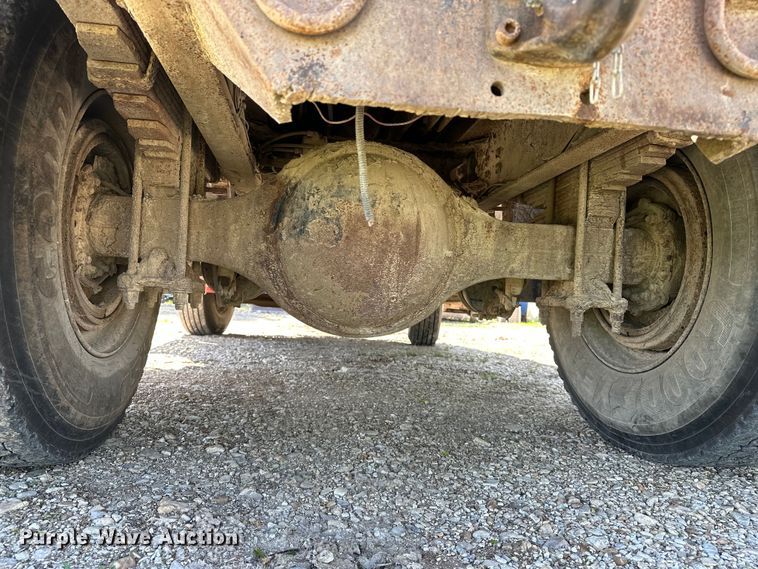 image for item DV0904 2003 International FL70 dump truck