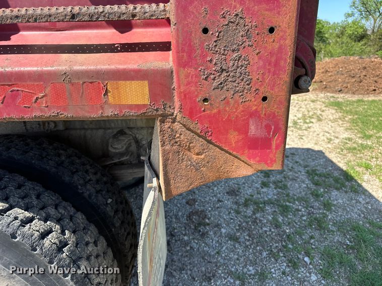 image for item DV0904 2003 International FL70 dump truck