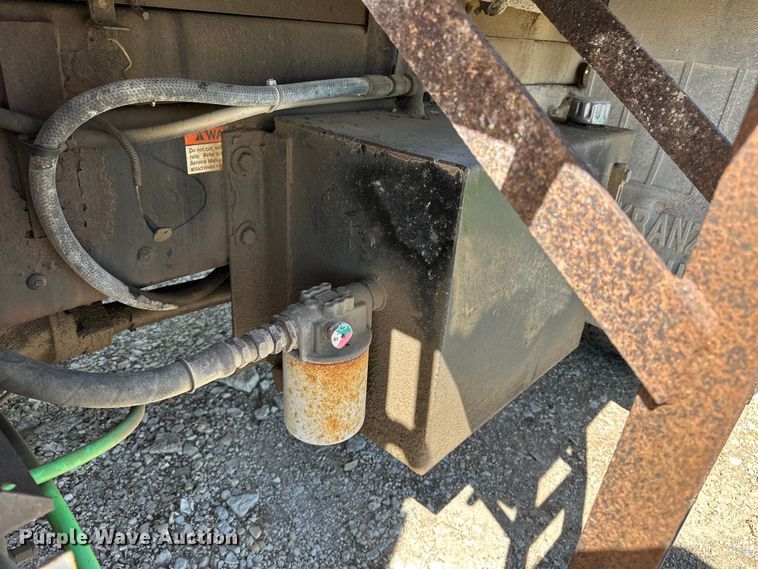 image for item DV0904 2003 International FL70 dump truck