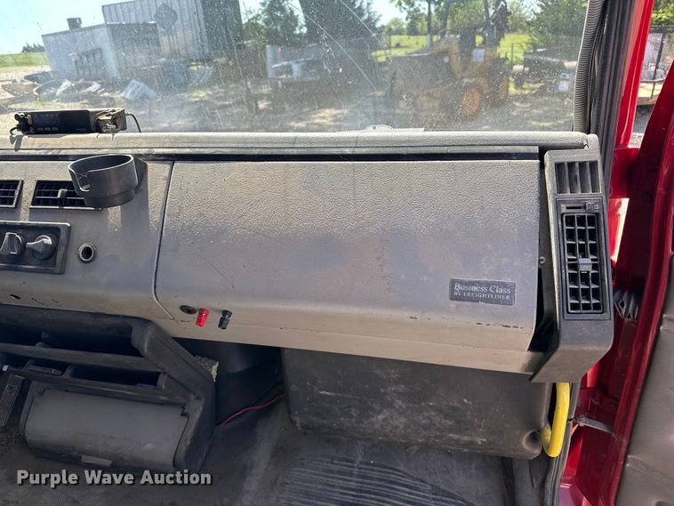 image for item DV0904 2003 International FL70 dump truck
