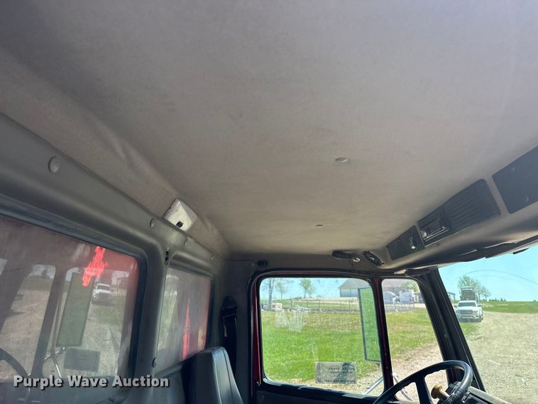 image for item DV0904 2003 International FL70 dump truck