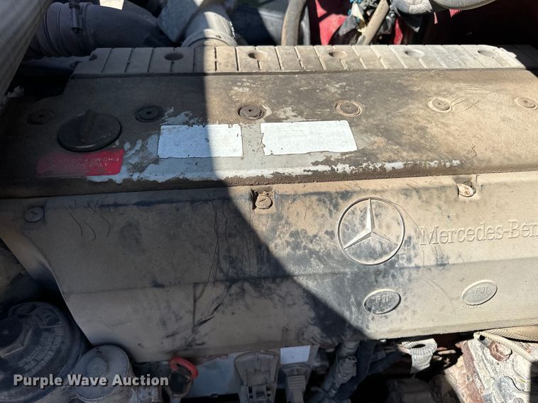 image for item DV0904 2003 International FL70 dump truck