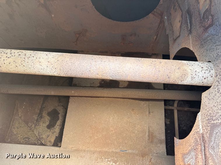 image for item DV4260 Caterpillar water wagon