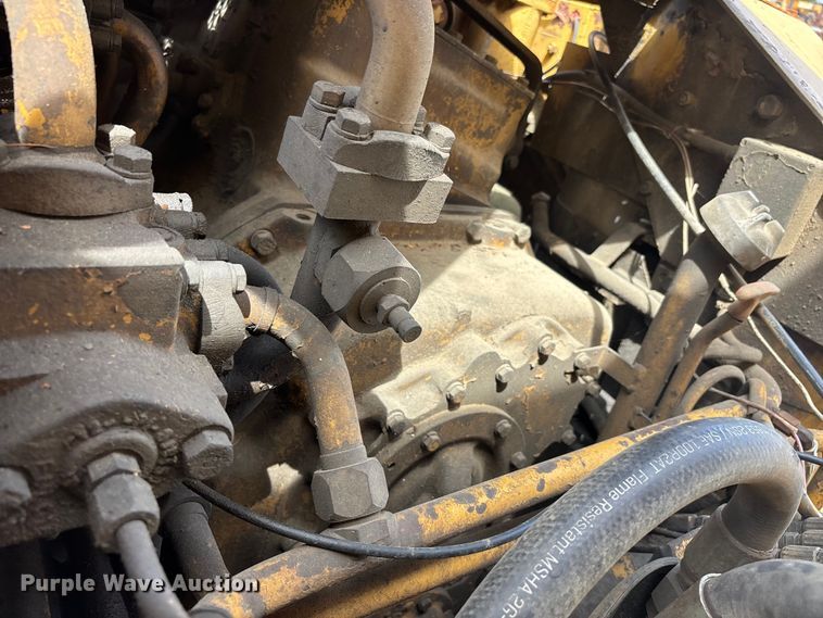 image for item DV4260 Caterpillar water wagon