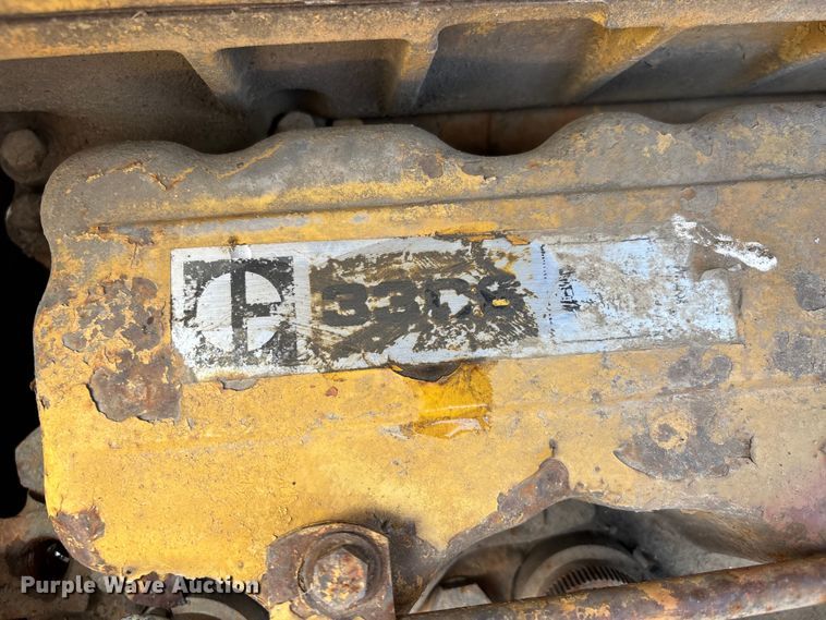 image for item DV4260 Caterpillar water wagon