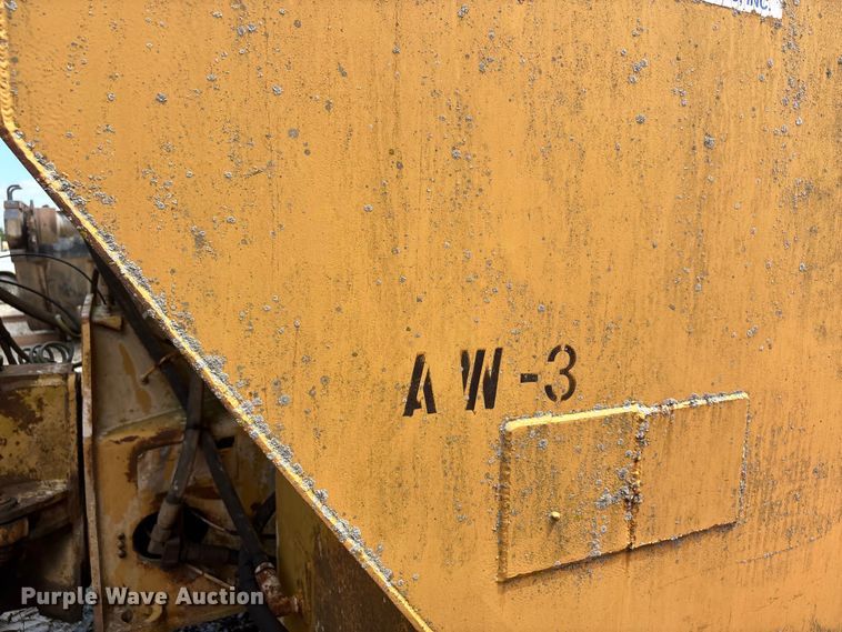 image for item DV4261 Caterpillar water wagon
