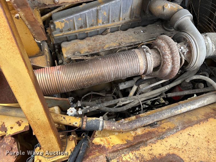 image for item DV4261 Caterpillar water wagon
