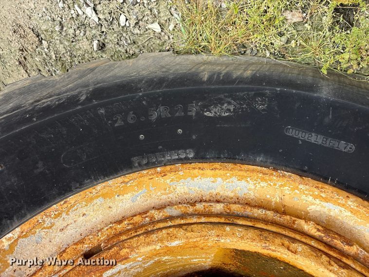 image for item DV4261 Caterpillar water wagon