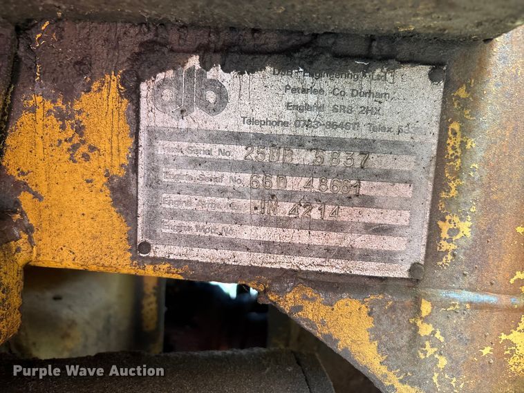 image for item DV4261 Caterpillar water wagon