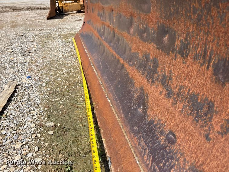 image for item DV4262 1995 Caterpillar D4C LGP dozer