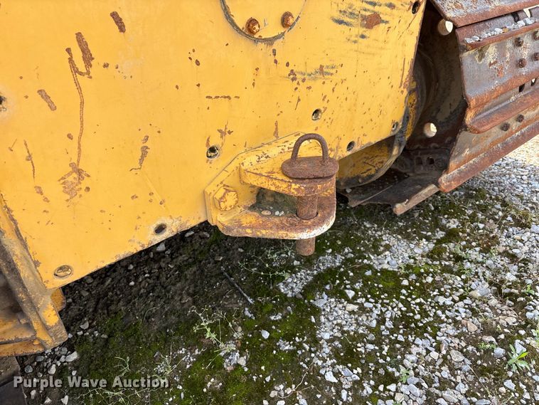 image for item DV4262 1995 Caterpillar D4C LGP dozer