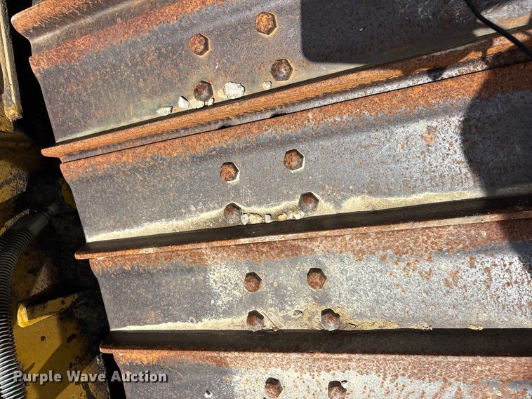 image for item DV4262 1995 Caterpillar D4C LGP dozer