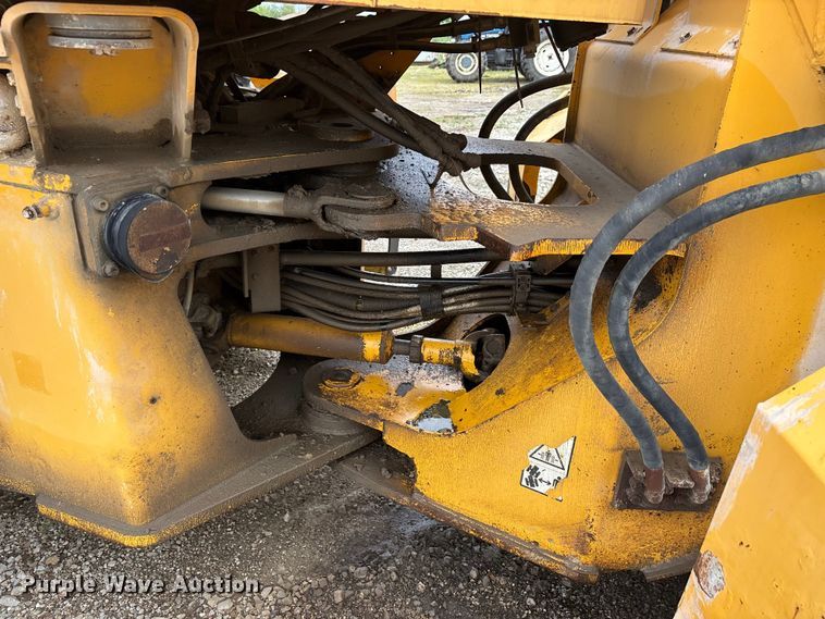 image for item DV4263 1996 Volvo L70C wheel loader