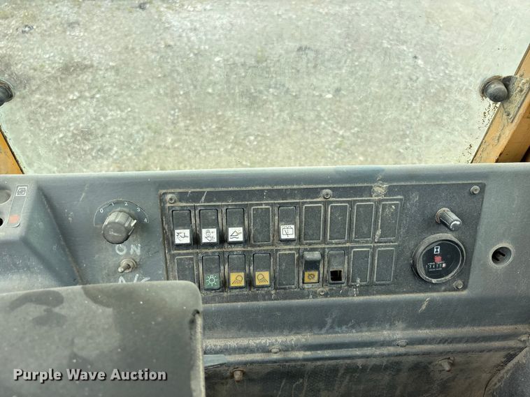 image for item DV4263 1996 Volvo L70C wheel loader
