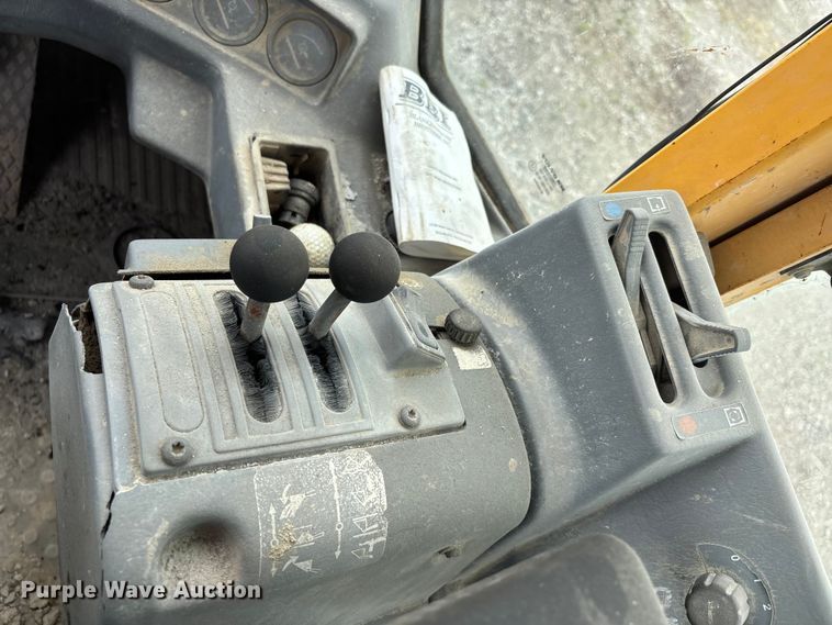 image for item DV4263 1996 Volvo L70C wheel loader