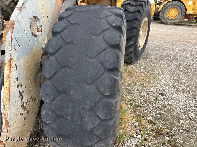 image for item DV4263 1996 Volvo L70C wheel loader