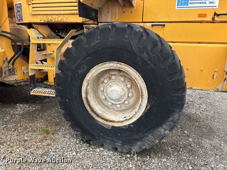 image for item DV4263 1996 Volvo L70C wheel loader