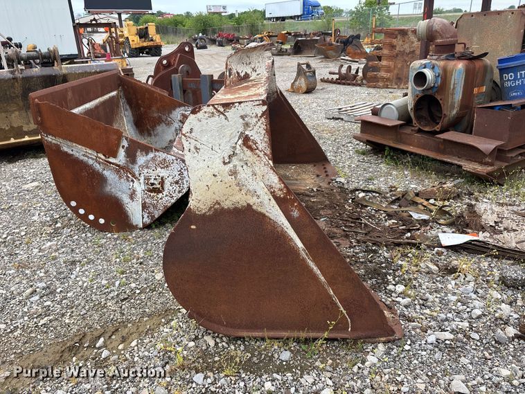 image for item DV4263 1996 Volvo L70C wheel loader