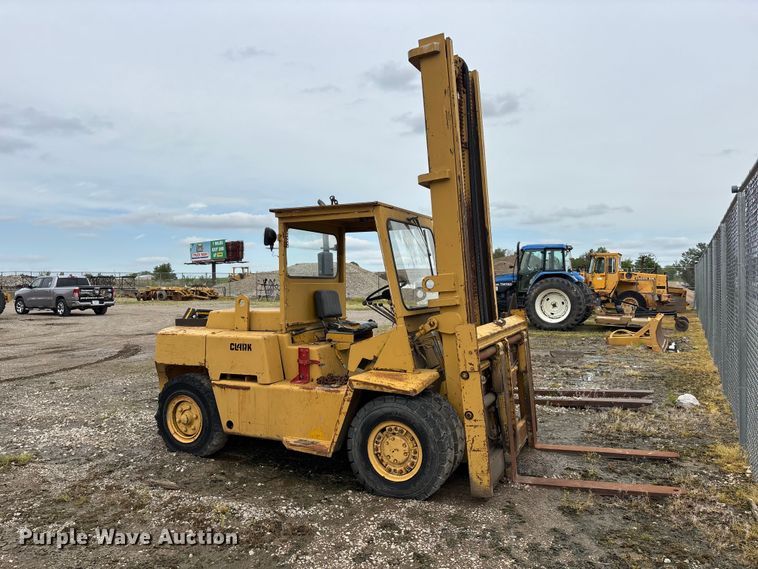 image for item DV4264 Clark P/L2358616 forklift