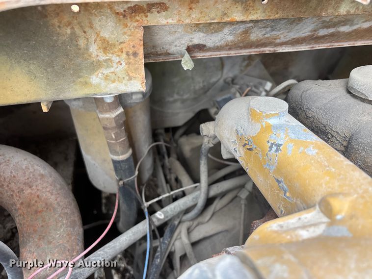 image for item DV4264 Clark P/L2358616 forklift