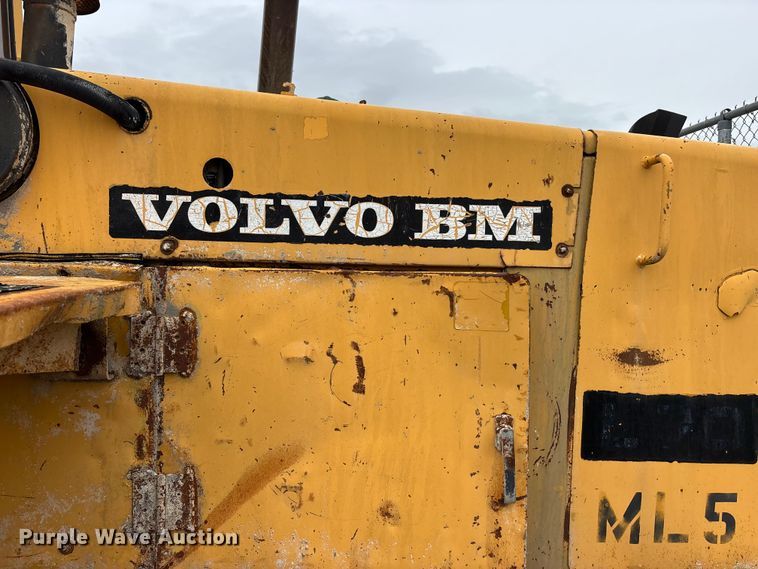 image for item DV4265 1987 Volvo L70 wheel loader
