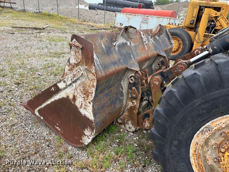 image for item DV4265 1987 Volvo L70 wheel loader